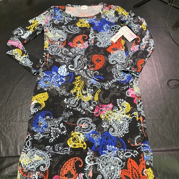 NWT - LulaRoe Debbie Long Sleeve Dress (M) - Picture 3 of 6